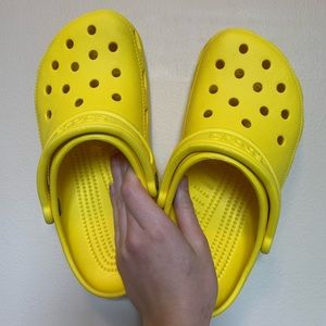 Yellow Crocs Size 7